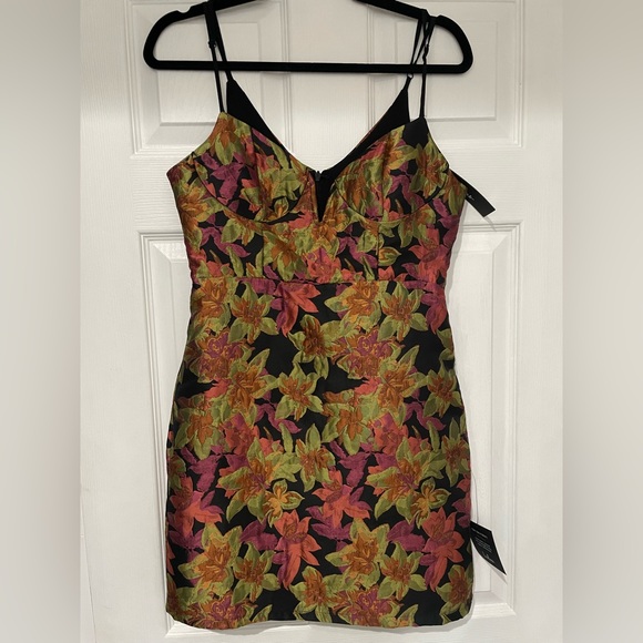 NWT Lulu’s Ready for Festivities Black Multi Floral Jacquard Mini Dress Size Sm - Picture 4 of 16